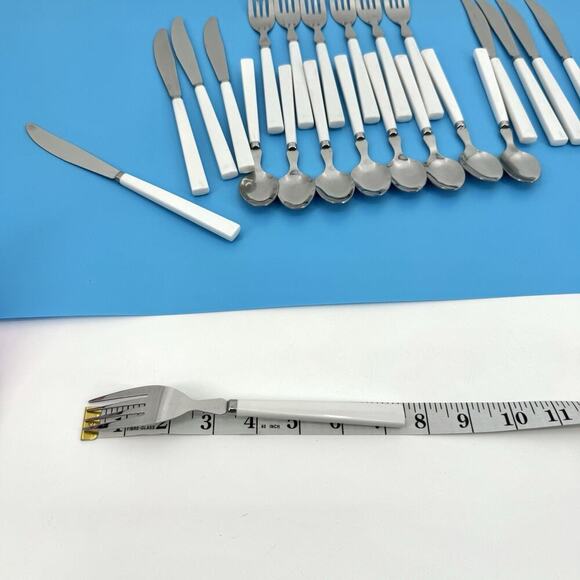 23 Piece MCM Ivory Melamine Handled Flatware Set Stainless - Picture 8 of 11